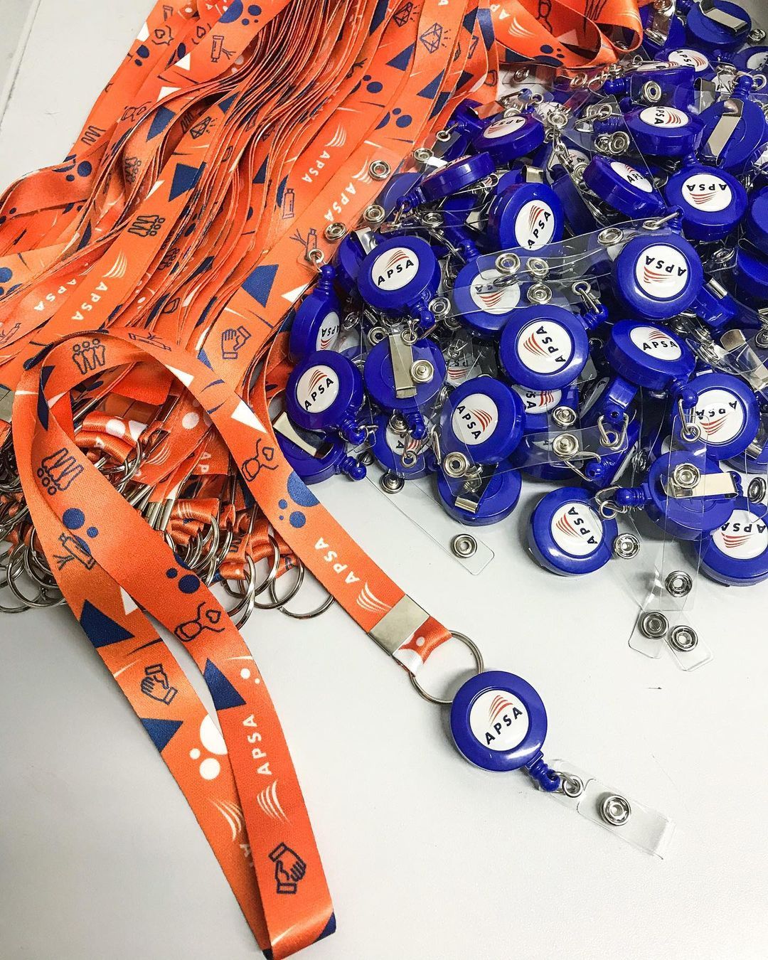 Clip Retrátil personalizado